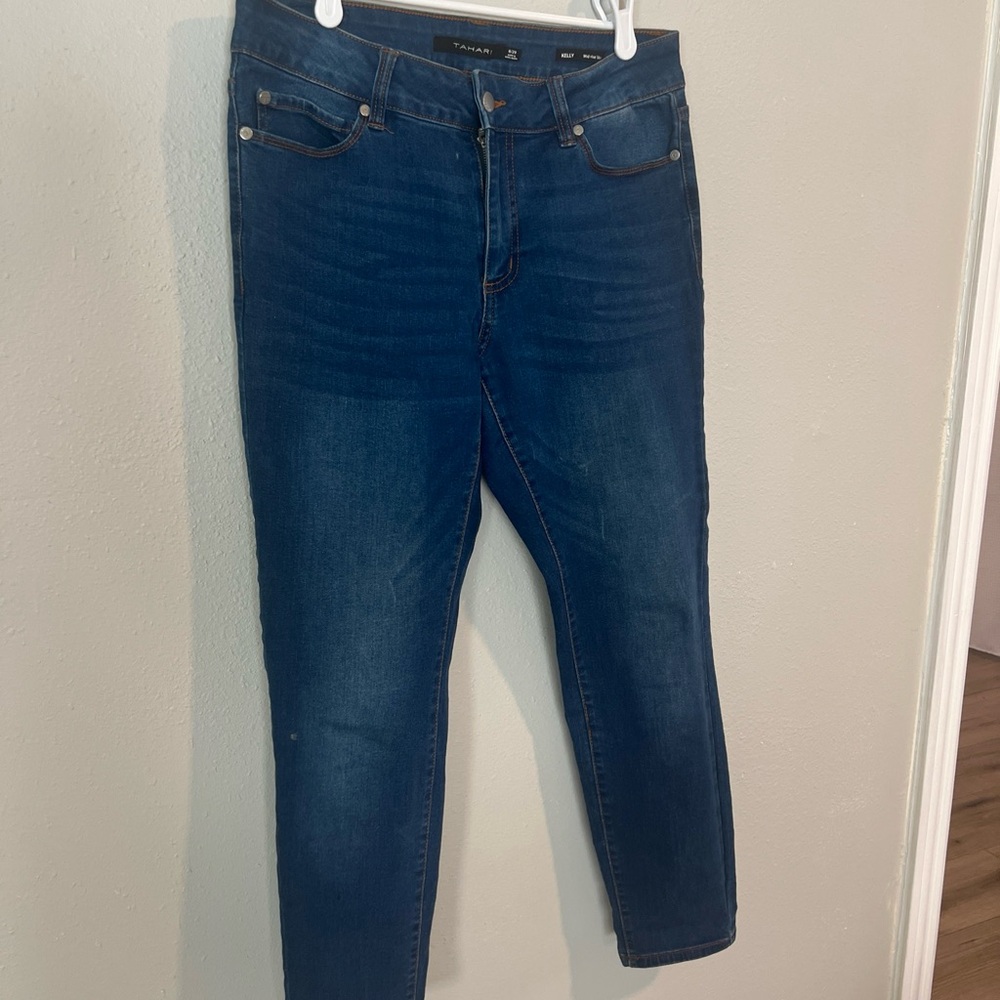 Tahari women’s jeans